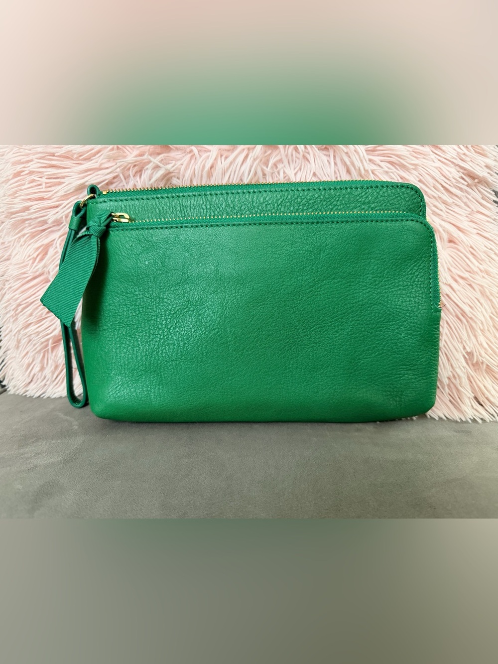 Talbots Green Leather Zip Clutch with Gold Hardware